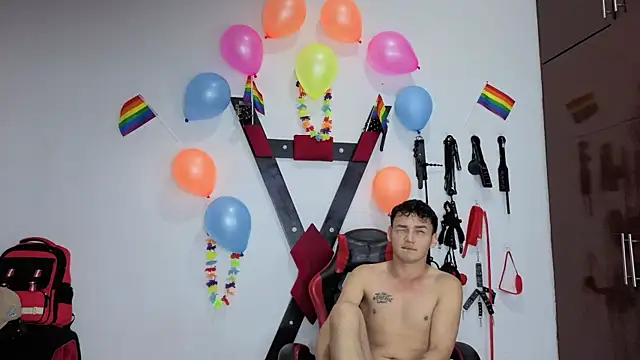Snapshot of Nicolas_AthleticBoy chatting on 07/18/26, 08:39 Nicolas AthleticBoy online show from 07/18/26, 08:39