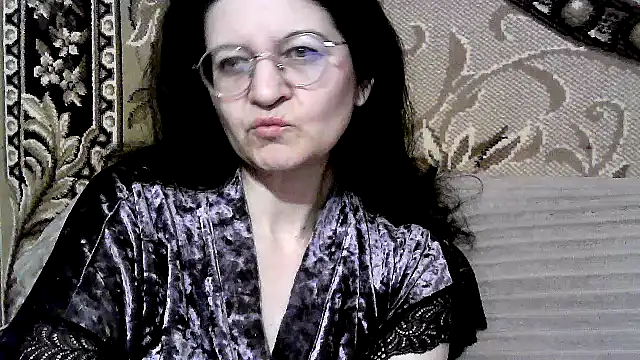 Snapshot of Dear_Annet chatting on 07/19/26, 09:00 Dear Annet online show from 07/19/26, 09:00