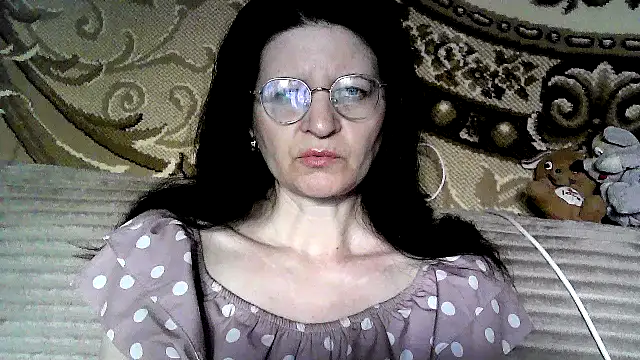 Snapshot of Dear_Annet chatting on 06/08/26, 12:27 Dear Annet online show from 06/08/26, 12:27