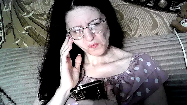 Snapshot of Dear_Annet chatting on 06/11/26, 10:01 Dear Annet online show from 06/11/26, 10:01