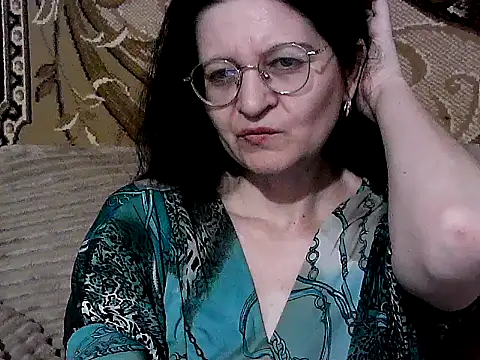 Snapshot of Dear_Annet chatting on 07/04/26, 03:16 Dear Annet online show from 07/04/26, 03:16