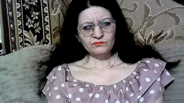 Snapshot of Dear_Annet chatting on 06/27/26, 08:48 Dear Annet online show from 06/27/26, 08:48