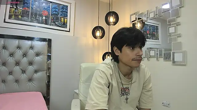 Snapshot of wayath1 chatting on 06/10/26, 11:44 wayath1 online show from 06/10/26, 11:44