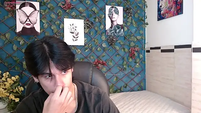 Snapshot of wayath1 chatting on 07/03/26, 11:17 wayath1 online show from 07/03/26, 11:17
