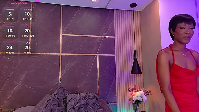 Charlotte-Brandt online show from 06/27/26, 03:56