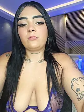 Snapshot of inaya_khalifaa chatting on 06/18/26, 09:53 inaya khalifaa online show from 06/18/26, 09:53