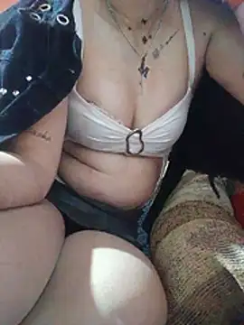 laamarii online show from 07/05/26, 04:19