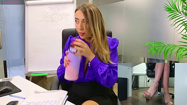 BabesGoWild online show from 02/27/25, 08:56