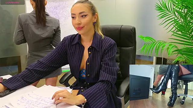 BabesGoWild online show from 01/28/25, 12:05