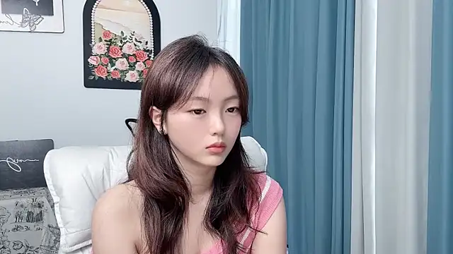 Snapshot of wenwen8888 chatting on 06/18/26, 03:27 wenwen8888 online show from 06/18/26, 03:27