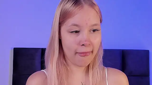 softangelxkisses online show from 06/18/26, 06:34