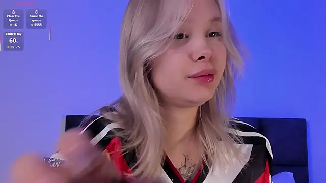 softangelxkisses online show from 06/26/26, 05:13