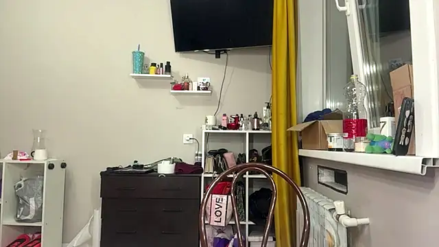 moonluv33 online show from 06/26/26, 03:07