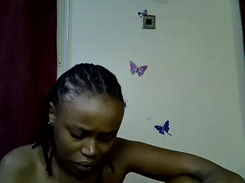 Snapshot of Rasta_tattoooed chatting on 07/19/26, 02:42 Rasta tattoooed online show from 07/19/26, 02:42