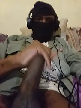 SharmudaBond online show from 07/17/26, 05:32