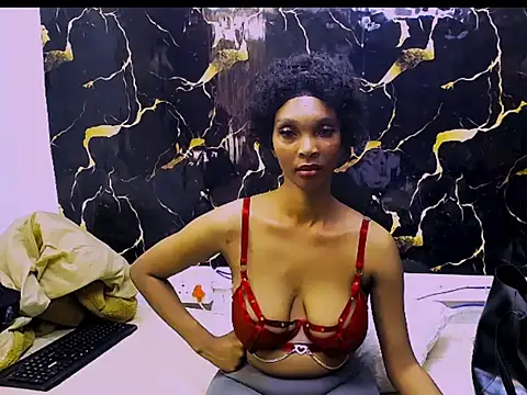 Snapshot of Caramelminxx_ chatting on 06/10/26, 08:04 Caramelminxx online show from 06/10/26, 08:04