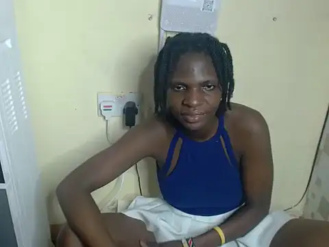 Snapshot of Tracy_Hype chatting on 06/06/26, 12:43 Tracy Hype online show from 06/06/26, 12:43