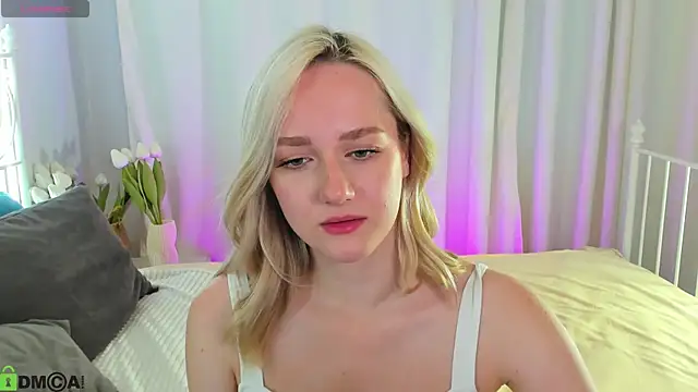 Chloe-Deccer online show from 07/25/26, 01:02
