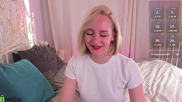 Chloe-Deccer online show from 08/10/26, 01:45