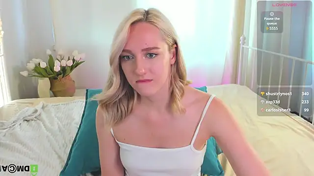 Chloe-Deccer online show from 07/07/26, 06:47