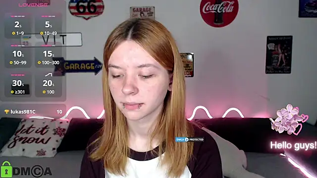Snapshot of CarolInWonderland chatting on 06/11/26, 06:43 CarolInWonderland online show from 06/11/26, 06:43