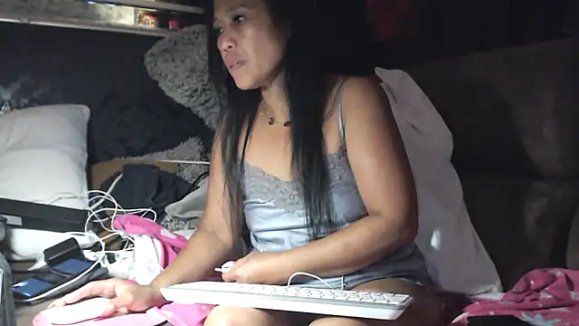Hornygirltheone online show from 09/10/25, 06:45