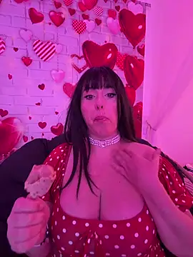 juliee1979 online show from 06/14/26, 04:08
