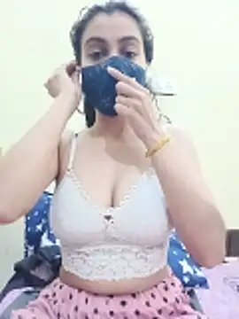 Shaina01 online show from 06/14/26, 10:38