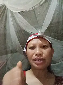 Snapshot of Ila-min chatting on 06/22/26, 10:07 Ila-min online show from 06/22/26, 10:07