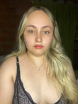 Snapshot of Rositafresitaa chatting on 06/26/26, 01:55 Rositafresitaa online show from 06/26/26, 01:55