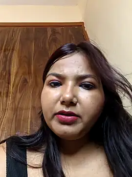Snapshot of sheela_3563 chatting on 06/28/26, 04:19 sheela 3563 online show from 06/28/26, 04:19