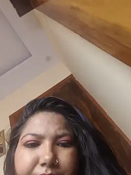 Snapshot of sheela_3563 chatting on 06/11/26, 05:04 sheela 3563 online show from 06/11/26, 05:04