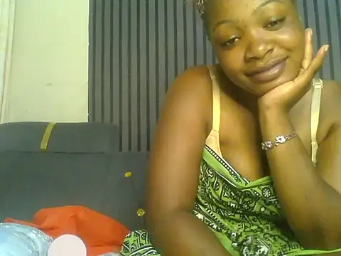 Snapshot of sweett_camillah chatting on 06/15/26, 09:25 sweett camillah online show from 06/15/26, 09:25