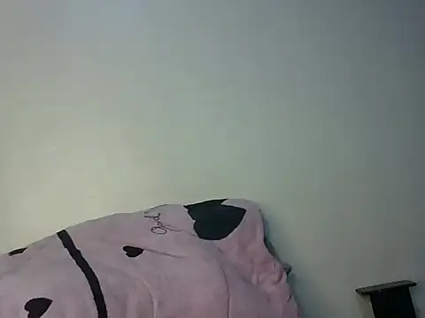 Snapshot of Fettysh chatting on 07/18/26, 07:39 Fettysh online show from 07/18/26, 07:39