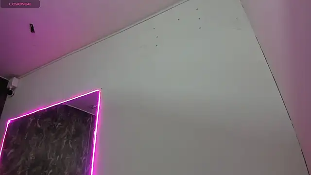 Snapshot of DANIKA_B chatting on 06/18/26, 01:49 DANIKA B online show from 06/18/26, 01:49