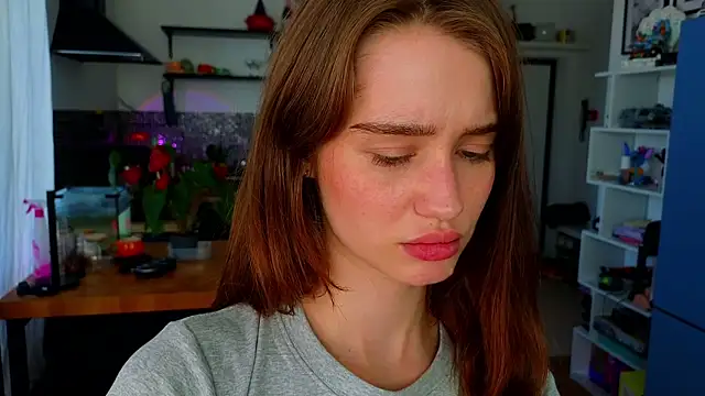 AliviaWithLove online show from 07/06/26, 03:03