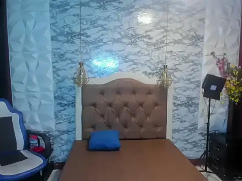 DannaPetitee online show from 08/05/26, 12:48