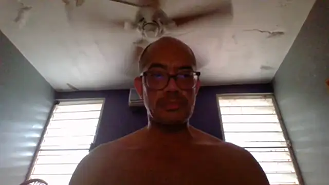 Snapshot of Dante_Steel chatting on 06/17/26, 03:22 Dante Steel online show from 06/17/26, 03:22