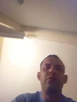 SingingTrunks online show from 07/17/26, 11:57