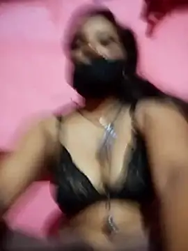 Snapshot of Cut_rani64 chatting on 07/10/26, 11:05 Cut rani64 online show from 07/10/26, 11:05