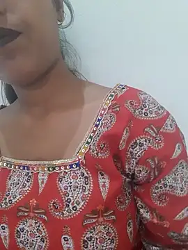 Meenakshi rajput online show from 06/12/26, 05:16