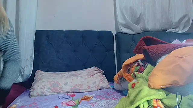 Alana sc online show from 06/25/26, 04:12
