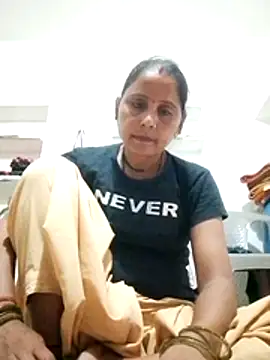 Snapshot of Karishna_hot chatting on 07/18/26, 04:48 Karishna hot online show from 07/18/26, 04:48
