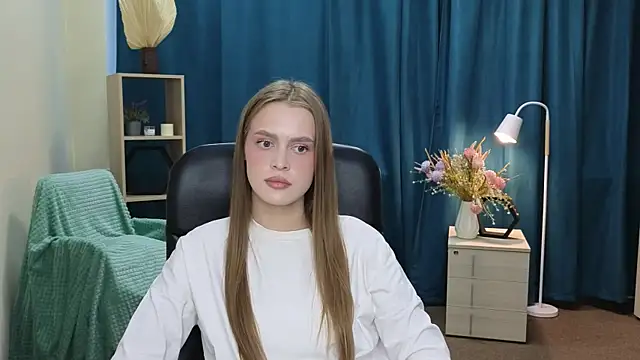 CierraWilkerson online show from 06/07/26, 11:48