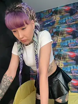 MoonAndDagger online show from 06/07/26, 12:49