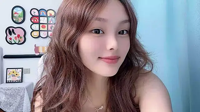 Snapshot of pingping78 chatting on 06/24/26, 04:00 pingping78 online show from 06/24/26, 04:00