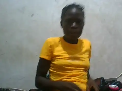 Snapshot of naughty-slender3 chatting on 06/06/26, 05:51 naughty-slender3 online show from 06/06/26, 05:51