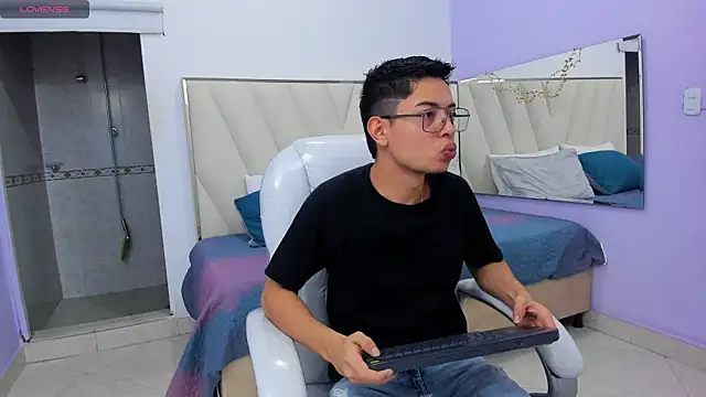 Ethan12  online show from 07/08/26, 03:19