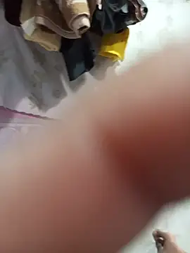 paupequeno0 online show from 07/27/26, 07:21