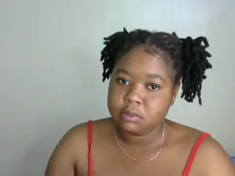 pretty julie22 online show from 06/19/26, 12:44